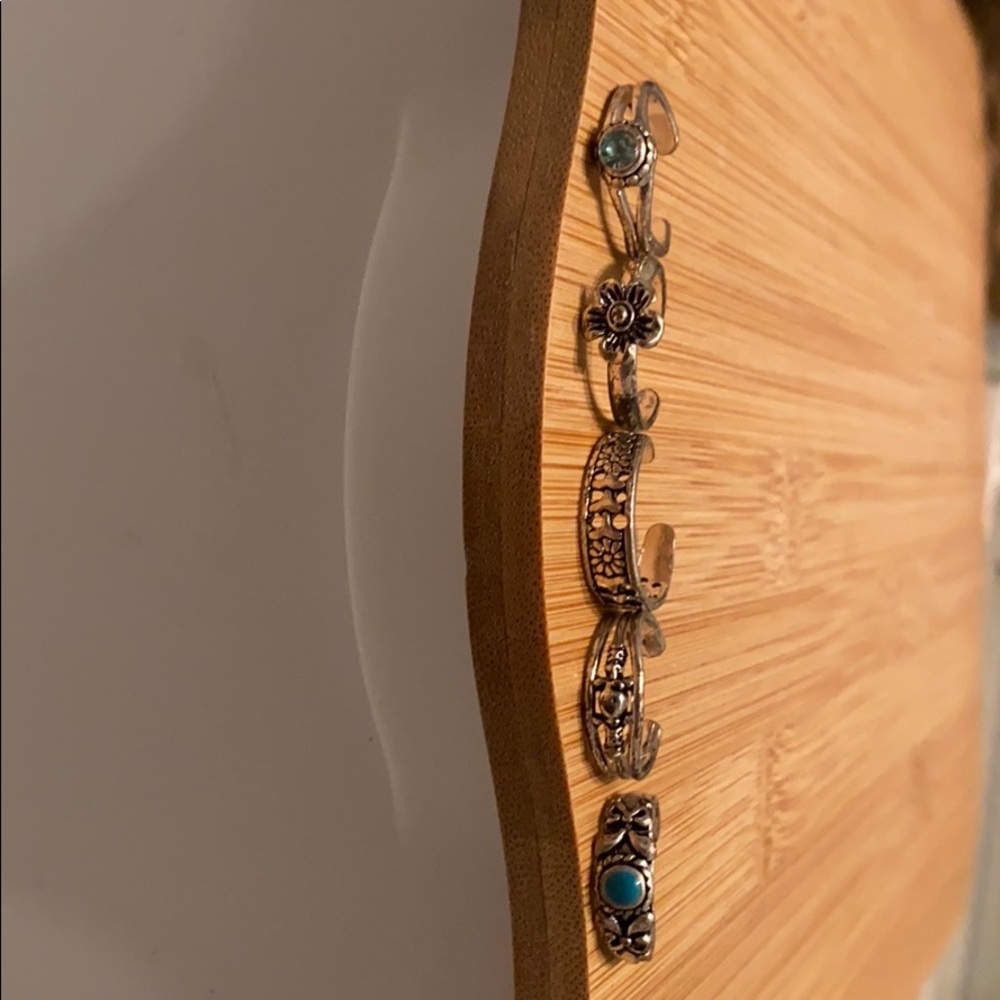 Toe ring set